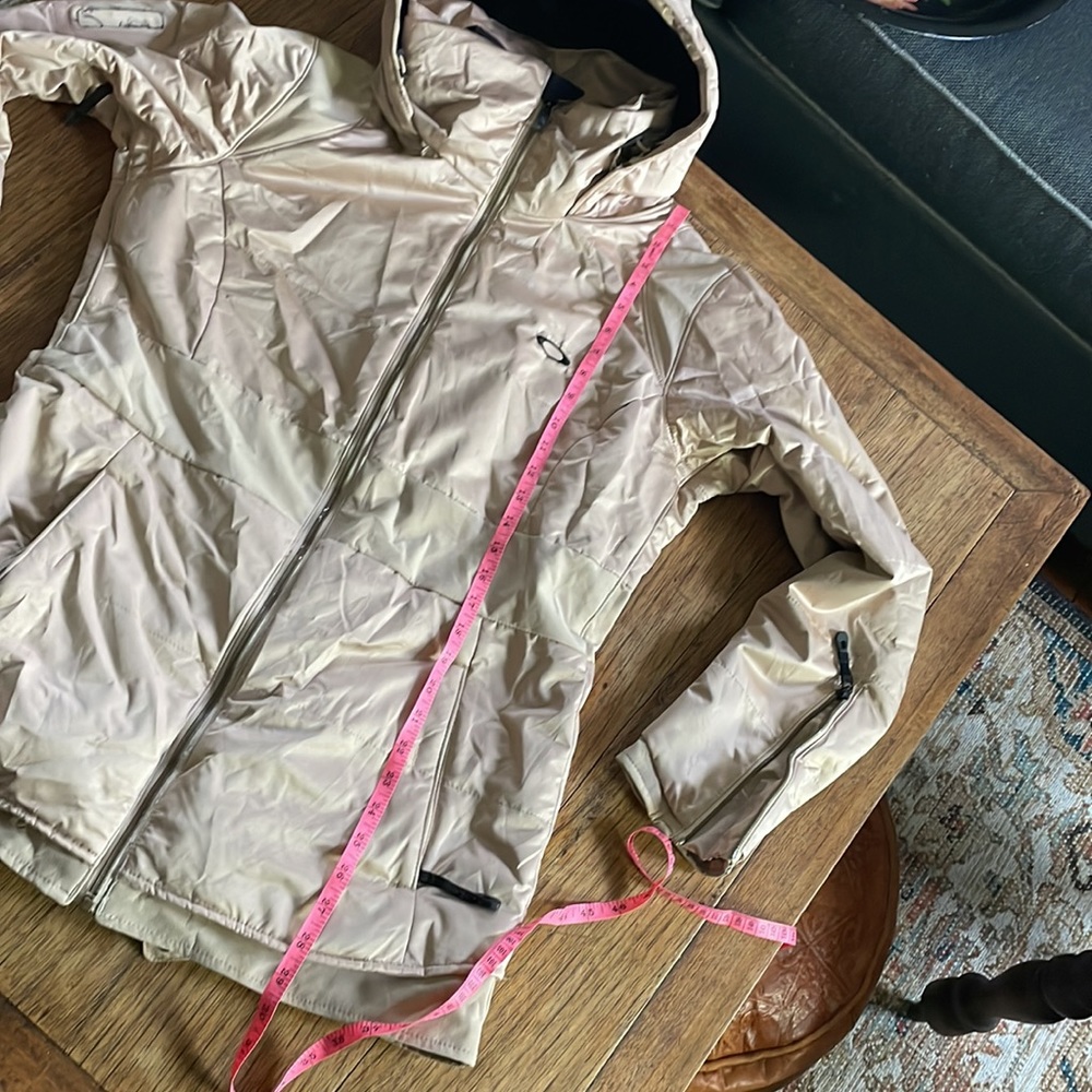 Oakley ski and/or boarding winter coat size Large Champagne color - Picture 12 of 16